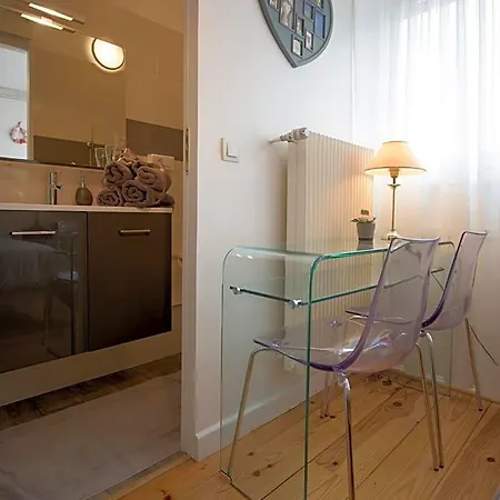 La Rosiere De Nocleg ze śniadaniem 3*