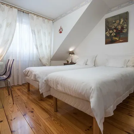 Bed and breakfast La Rosiere De 3*